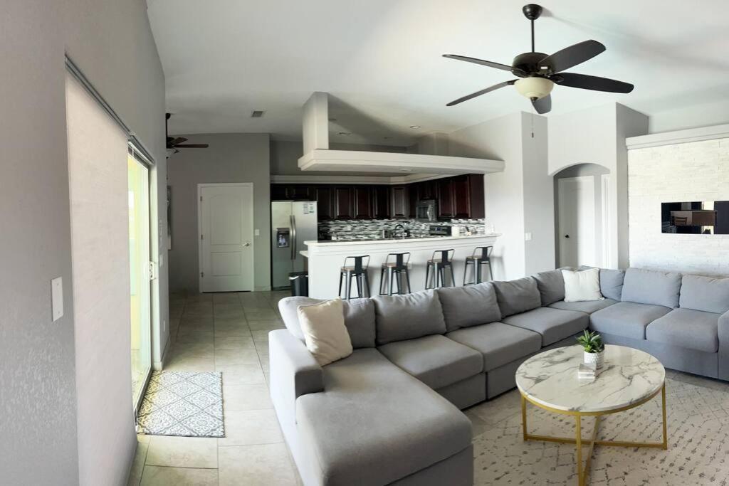 Havasu Retreat! Pool, Spa, Gym & View Lake Havasu City Εξωτερικό φωτογραφία